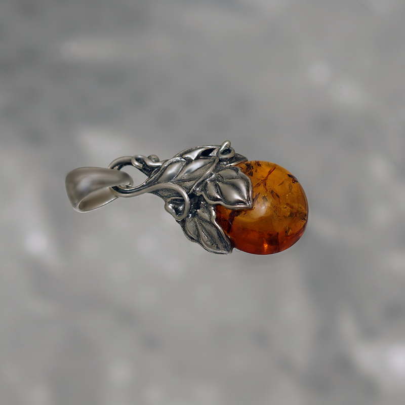 SILVER PENDANT WITH AMBER_GDSB-233