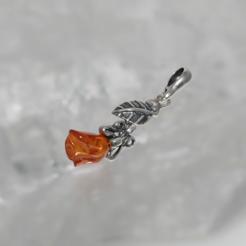 SILVER PENDANT WITH AMBER_GDSB-279