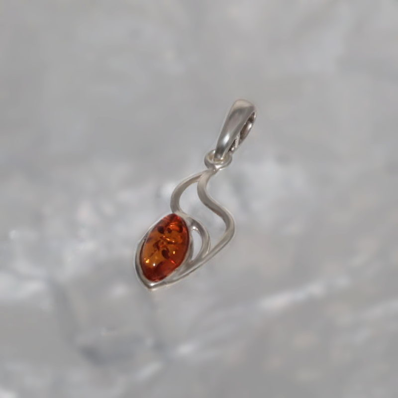 SILVER PENDANT WITH AMBER_KZSB-017