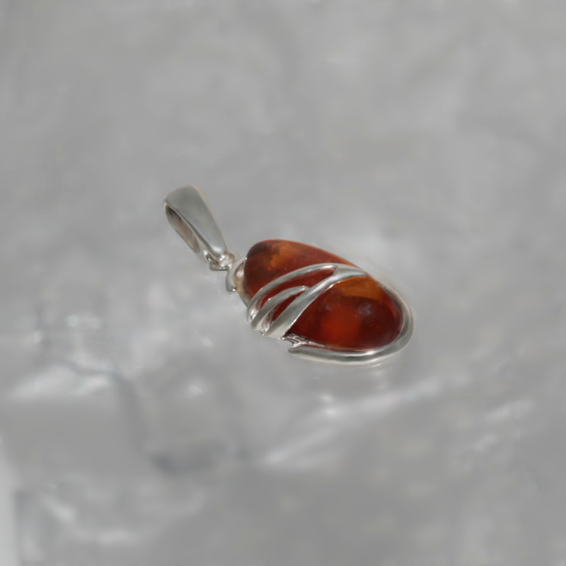 SILVER PENDANT WITH AMBER_KZSB-018