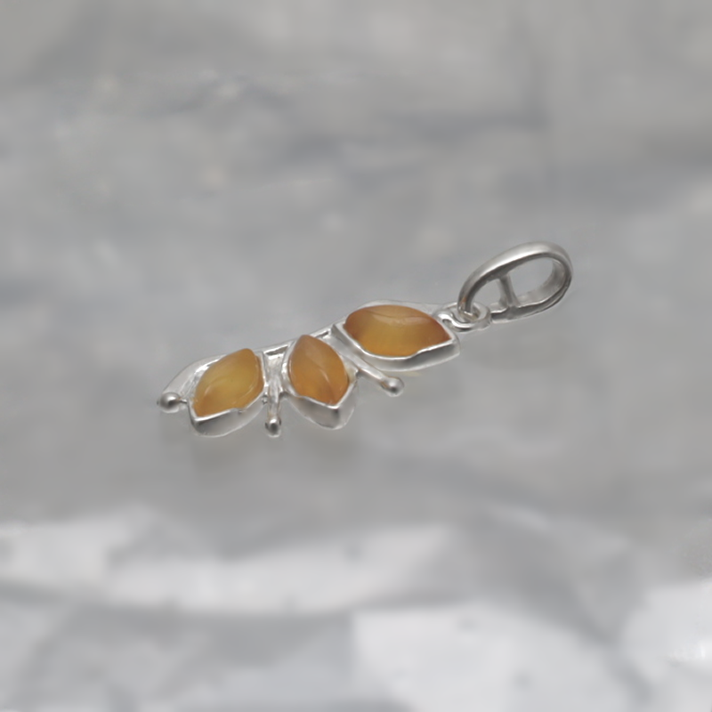 SILVER PENDANT WITH AMBER_KZSB-026