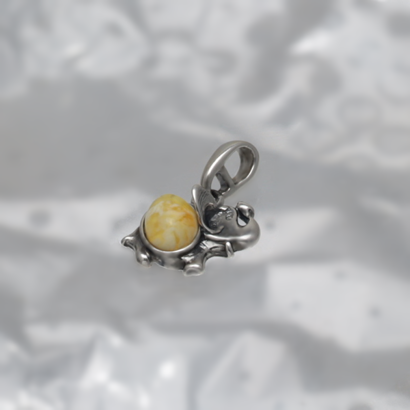 SILVER PENDANT WITH AMBER_KZSB-043