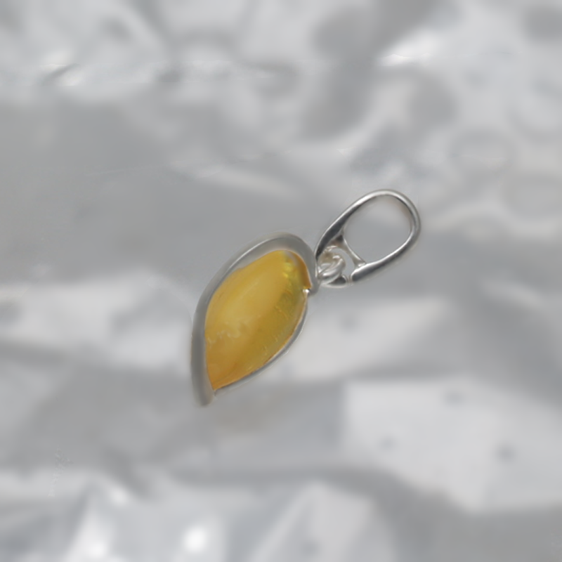 PENDENTIF EN ARGENT AVEC AMBER_KZSB-046