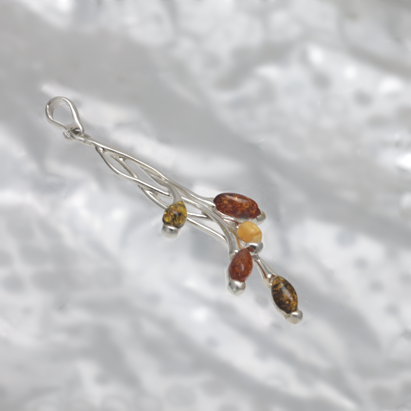 SILVER PENDANT WITH AMBER_KZSB-113