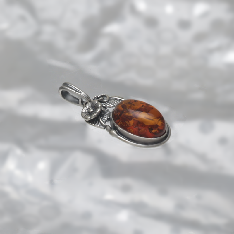 SILVER PENDANT WITH AMBER_KZSB-099