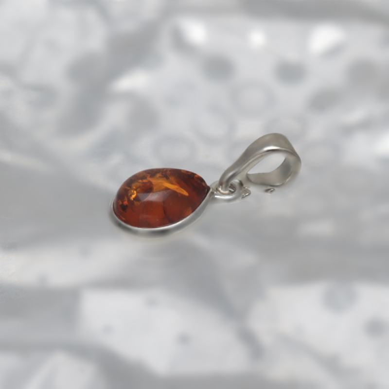 SILVER PENDANT WITH AMBER_KZSB-098