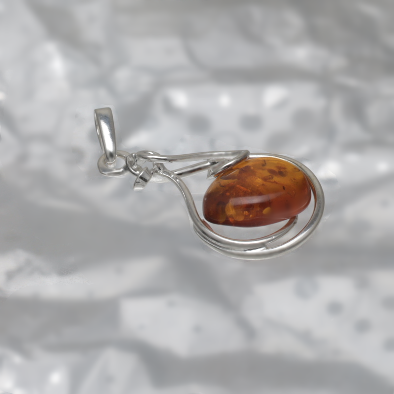 SILVER PENDANT WITH AMBER_KZSB-087