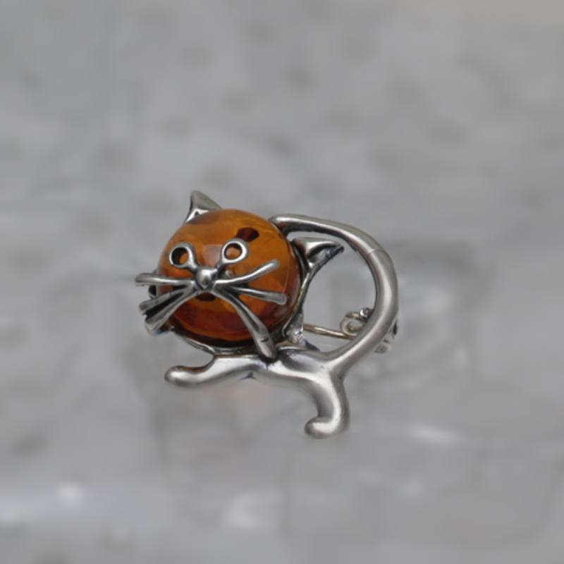 SILVER BROOCH WITH AMBER_GBSB-016