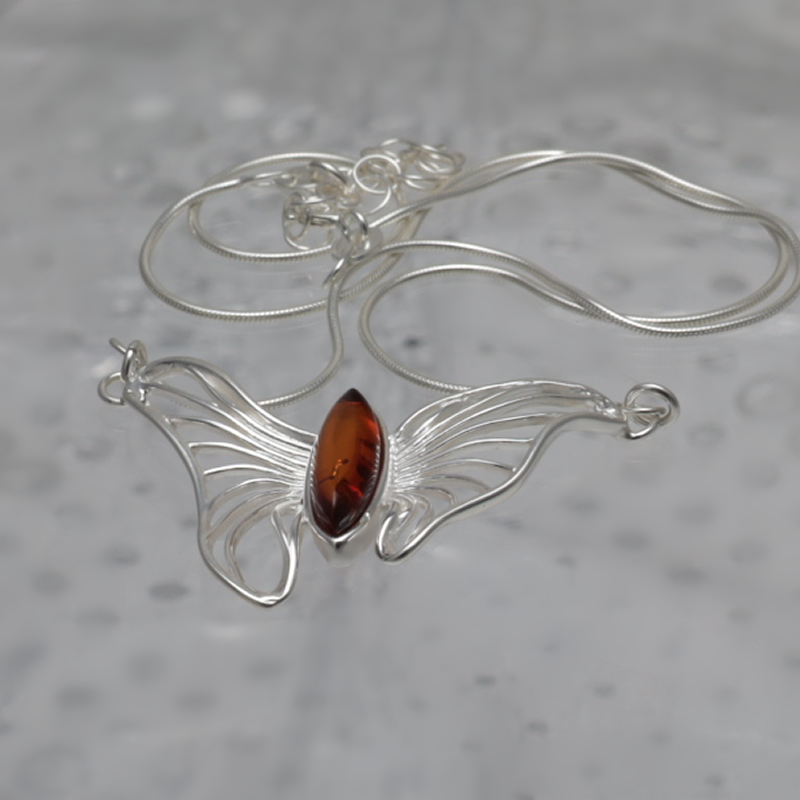 SILVER NECKLACE WITH AMBER_MWSRK-003