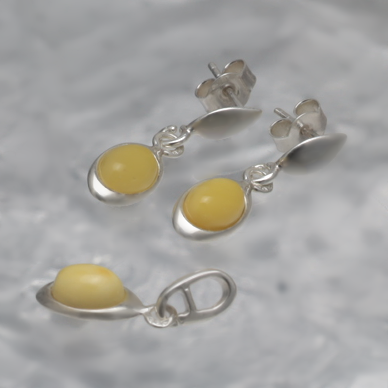 SILVER SET WITH AMBER_KKOM-016