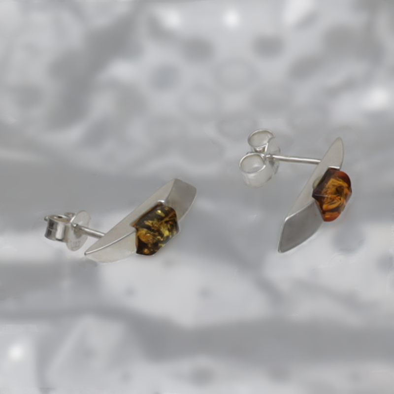 SILVER EARRINGS WITH AMBER_GKSB-024