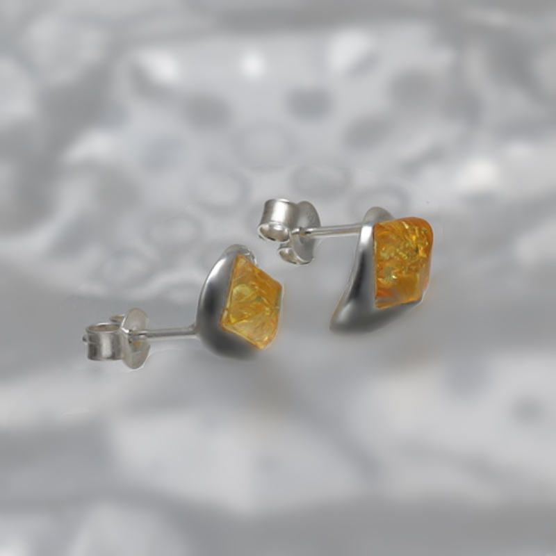 SILVER EARRINGS WITH AMBER_GKSB-049