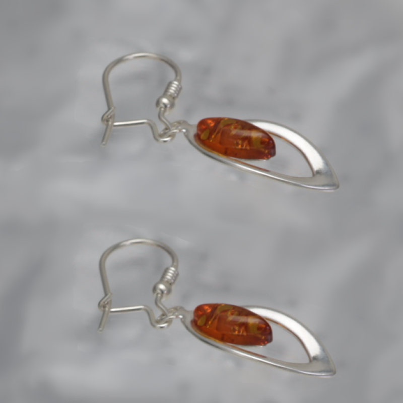 SILVER EARRINGS WITH AMBER_KKSB-021