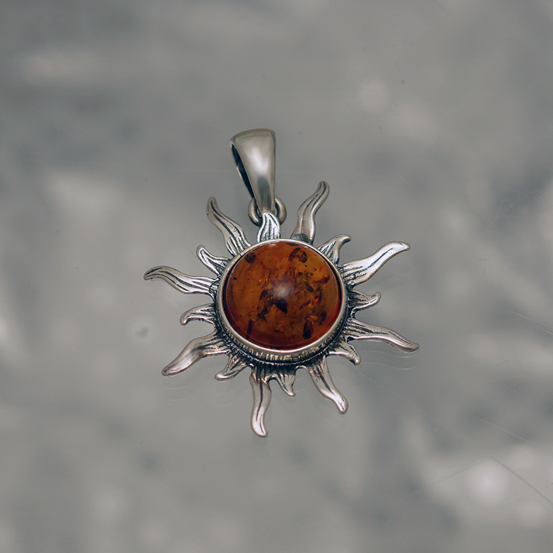 SILVER PENDANT WITH AMBER_GDSB-222